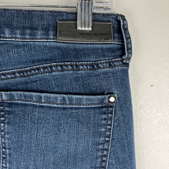 DKNY Soho Boot Jeans Dark Blue Mid Rise Bootcut Womens 4 Denim Casual - Picture 7 of 10